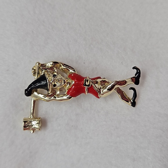 Vintage Pixie Elf Pin Brooch Enamel Gold Tone Red Black - Picture 3 of 9